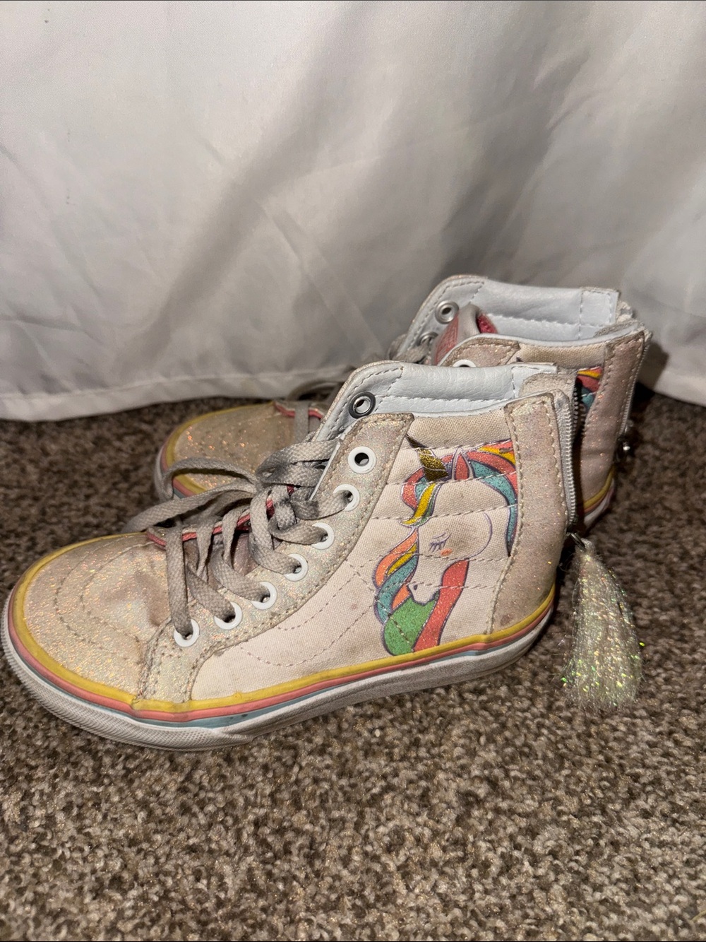 Vans Kids High-Top Sneakers in Light Pink with Rainbow Unicorn